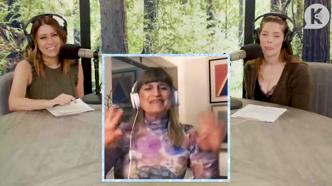 Ashley-Greene-dot-nl_TheTwilightEffect-Aflevering6CatherineHardwicke4012.jpg Ashley-Greene-dot-nl_TheTwilightEffect-Aflevering6CatherineHardwicke4012.jpg