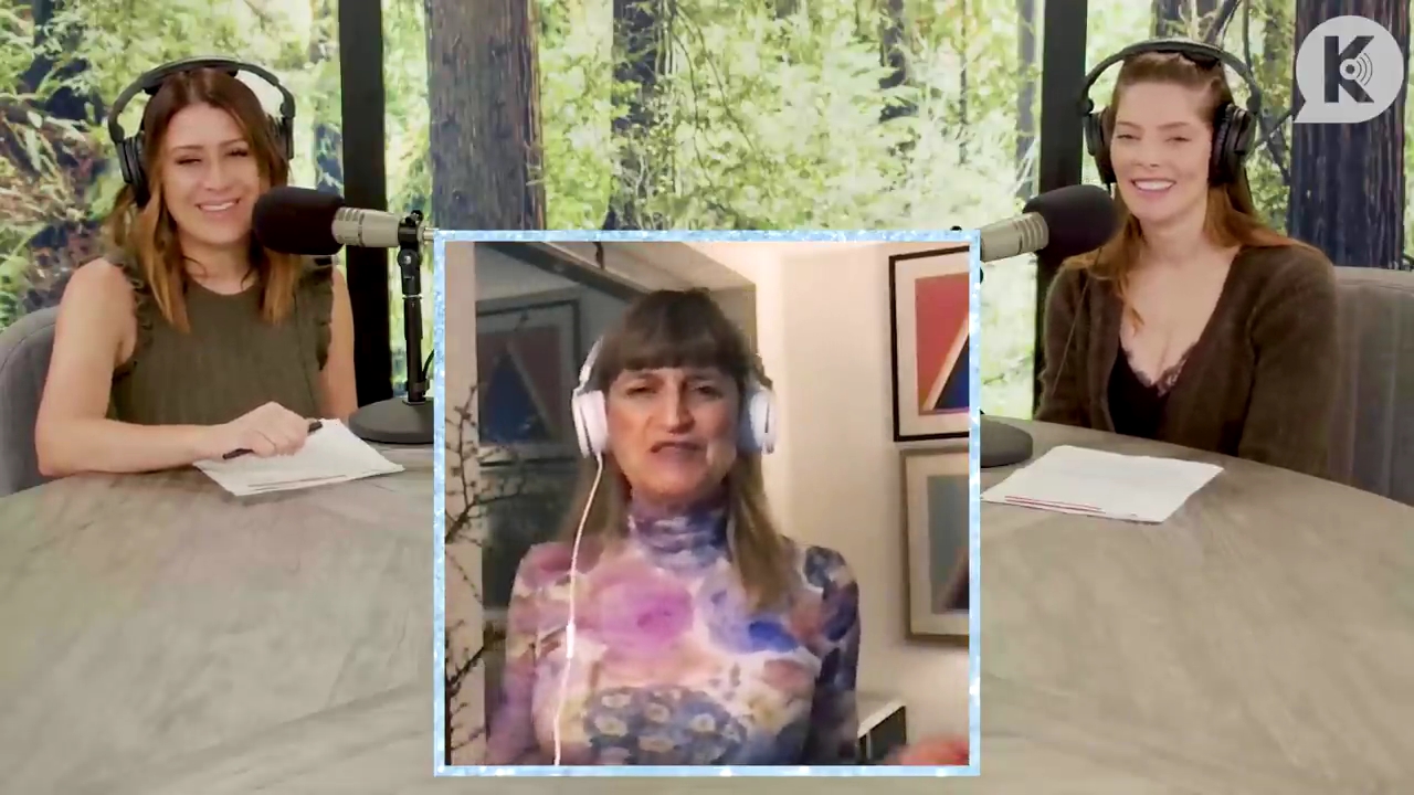 Ashley-Greene-dot-nl_TheTwilightEffect-Aflevering6CatherineHardwicke4026.jpg Ashley-Greene-dot-nl_TheTwilightEffect-Aflevering6CatherineHardwicke4026.jpg