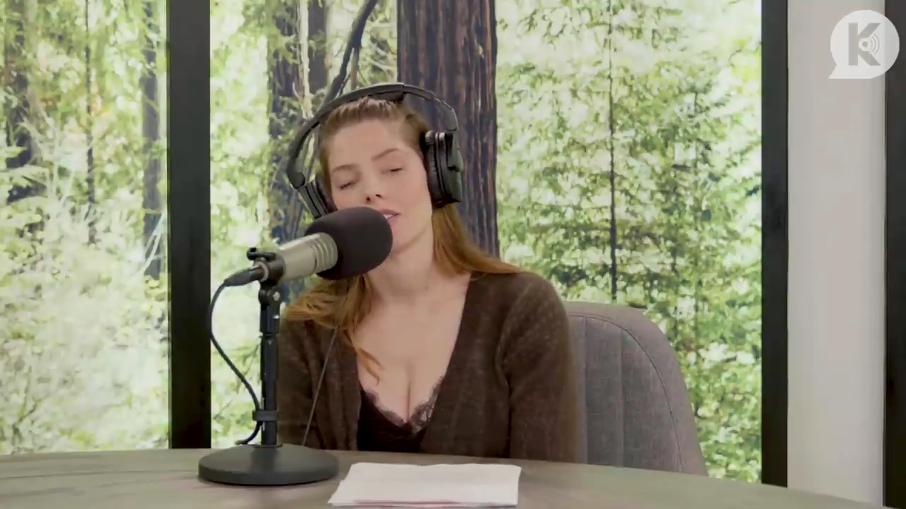 Ashley-Greene-dot-nl_TheTwilightEffect-Aflevering6CatherineHardwicke4030.jpg Ashley-Greene-dot-nl_TheTwilightEffect-Aflevering6CatherineHardwicke4030.jpg