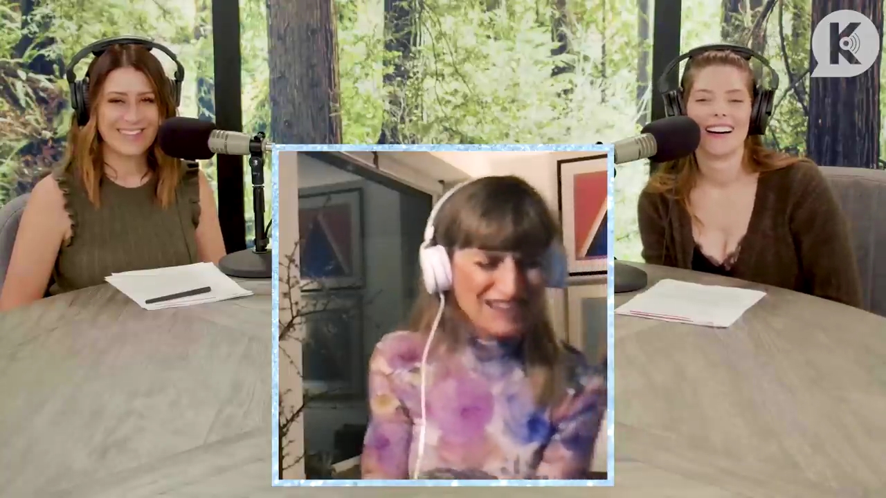 Ashley-Greene-dot-nl_TheTwilightEffect-Aflevering6CatherineHardwicke4042.jpg Ashley-Greene-dot-nl_TheTwilightEffect-Aflevering6CatherineHardwicke4042.jpg