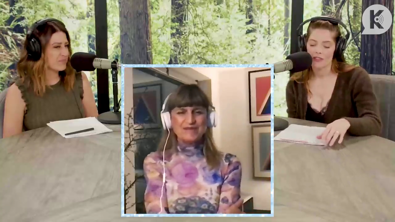 Ashley-Greene-dot-nl_TheTwilightEffect-Aflevering6CatherineHardwicke4056.jpg Ashley-Greene-dot-nl_TheTwilightEffect-Aflevering6CatherineHardwicke4056.jpg