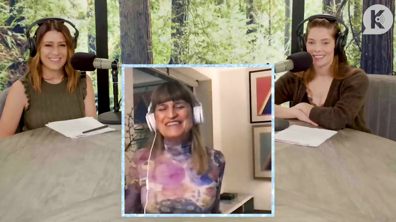 Ashley-Greene-dot-nl_TheTwilightEffect-Aflevering6CatherineHardwicke4648.jpg Ashley-Greene-dot-nl_TheTwilightEffect-Aflevering6CatherineHardwicke4648.jpg