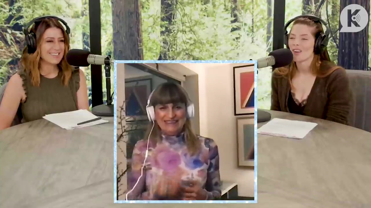 Ashley-Greene-dot-nl_TheTwilightEffect-Aflevering6CatherineHardwicke4665.jpg Ashley-Greene-dot-nl_TheTwilightEffect-Aflevering6CatherineHardwicke4665.jpg