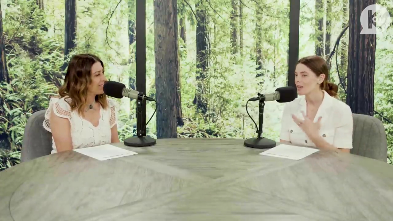 Ashley-Greene-dot-nl_TheTwilightEffect-Aflevering7NewMoonRewatchPart1of3-0031.jpg