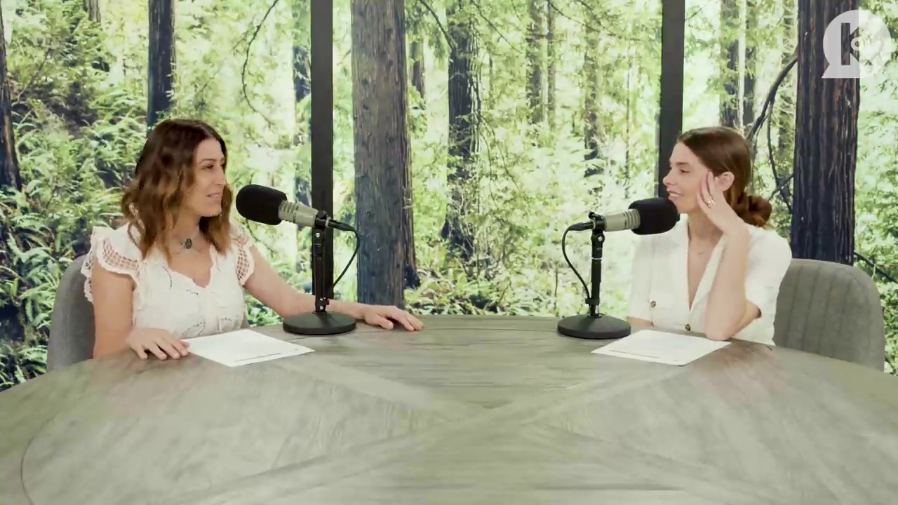 Ashley-Greene-dot-nl_TheTwilightEffect-Aflevering7NewMoonRewatchPart1of3-0058.jpg