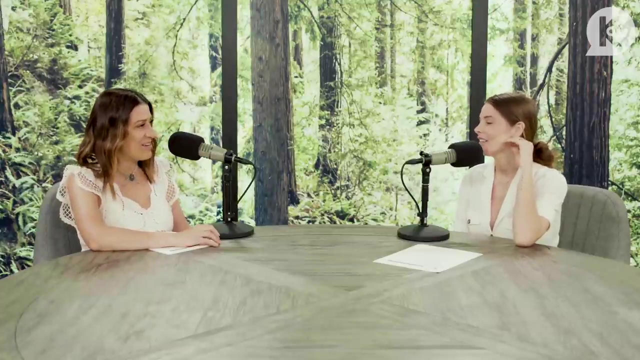 Ashley-Greene-dot-nl_TheTwilightEffect-Aflevering7NewMoonRewatchPart1of3-0158.jpg