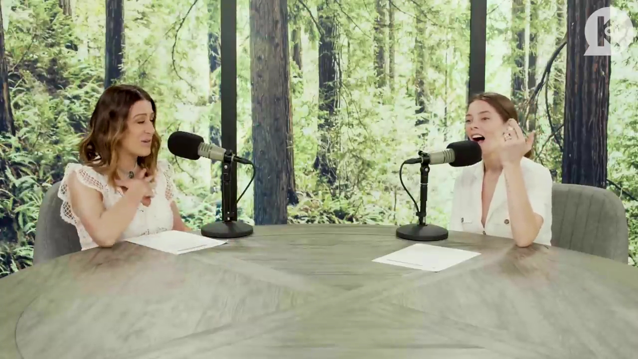 Ashley-Greene-dot-nl_TheTwilightEffect-Aflevering7NewMoonRewatchPart1of3-0169.jpg