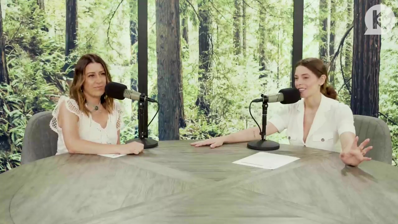 Ashley-Greene-dot-nl_TheTwilightEffect-Aflevering7NewMoonRewatchPart1of3-0226.jpg Ashley-Greene-dot-nl_TheTwilightEffect-Aflevering7NewMoonRewatchPart1of3-0226.jpg