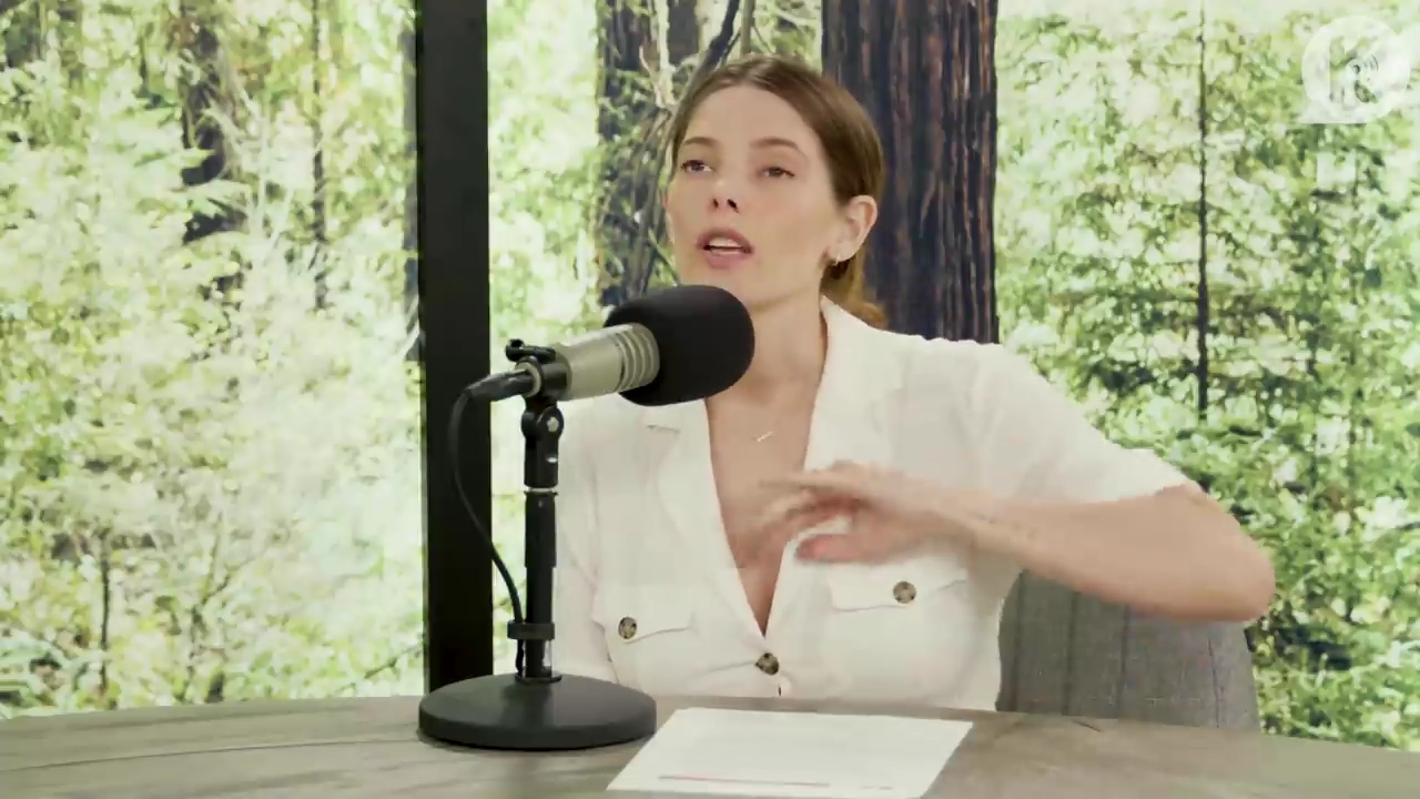 Ashley-Greene-dot-nl_TheTwilightEffect-Aflevering7NewMoonRewatchPart1of3-0284.jpg Ashley-Greene-dot-nl_TheTwilightEffect-Aflevering7NewMoonRewatchPart1of3-0284.jpg