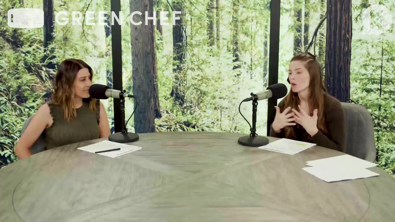Ashley-Greene-dot-nl_TheTwilightEffect-Aflevering7NewMoonRewatchPart1of3-0666.jpg