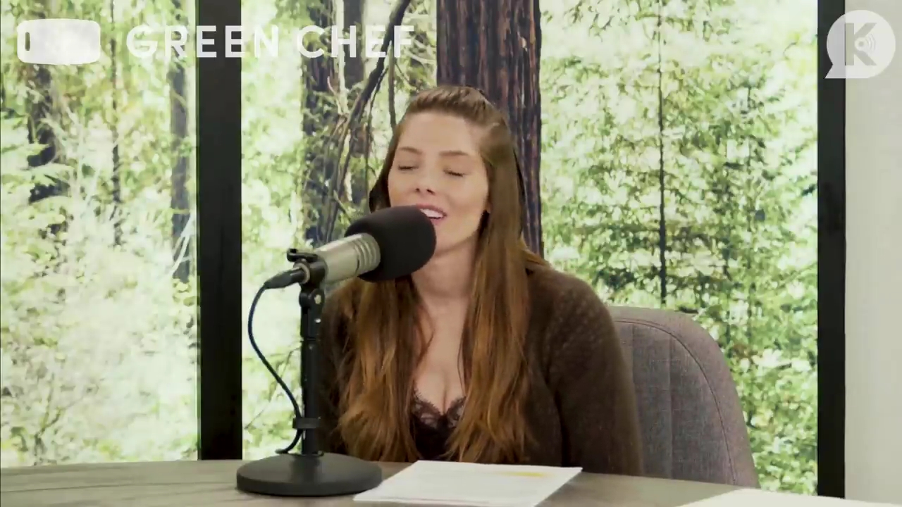 Ashley-Greene-dot-nl_TheTwilightEffect-Aflevering7NewMoonRewatchPart1of3-0722.jpg Ashley-Greene-dot-nl_TheTwilightEffect-Aflevering7NewMoonRewatchPart1of3-0722.jpg