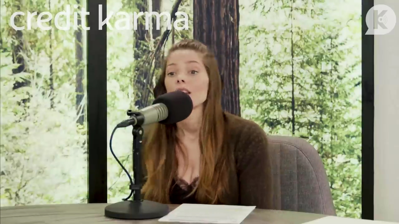 Ashley-Greene-dot-nl_TheTwilightEffect-Aflevering7NewMoonRewatchPart1of3-0770.jpg