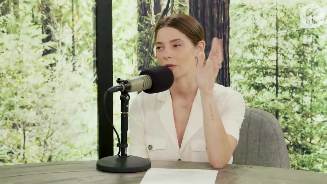 Ashley-Greene-dot-nl_TheTwilightEffect-Aflevering7NewMoonRewatchPart1of3-0956.jpg Ashley-Greene-dot-nl_TheTwilightEffect-Aflevering7NewMoonRewatchPart1of3-0956.jpg