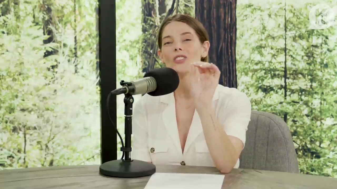 Ashley-Greene-dot-nl_TheTwilightEffect-Aflevering7NewMoonRewatchPart1of3-0960.jpg