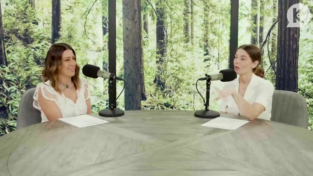 Ashley-Greene-dot-nl_TheTwilightEffect-Aflevering7NewMoonRewatchPart1of3-0962.jpg