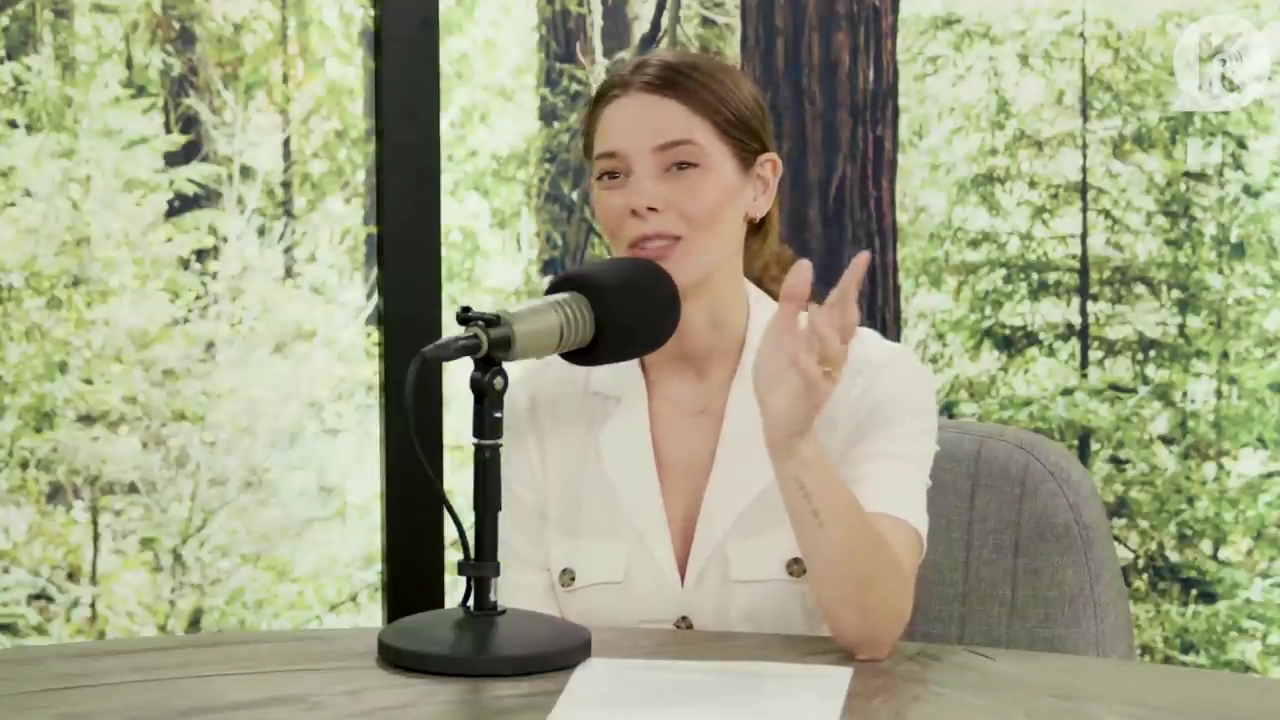 Ashley-Greene-dot-nl_TheTwilightEffect-Aflevering7NewMoonRewatchPart1of3-0975.jpg Ashley-Greene-dot-nl_TheTwilightEffect-Aflevering7NewMoonRewatchPart1of3-0975.jpg