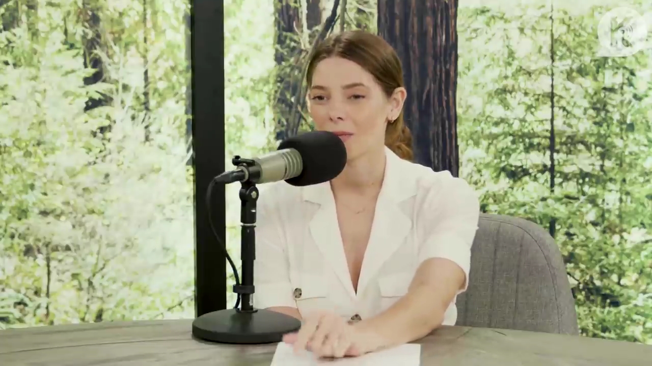 Ashley-Greene-dot-nl_TheTwilightEffect-Aflevering7NewMoonRewatchPart1of3-1085.jpg Ashley-Greene-dot-nl_TheTwilightEffect-Aflevering7NewMoonRewatchPart1of3-1085.jpg