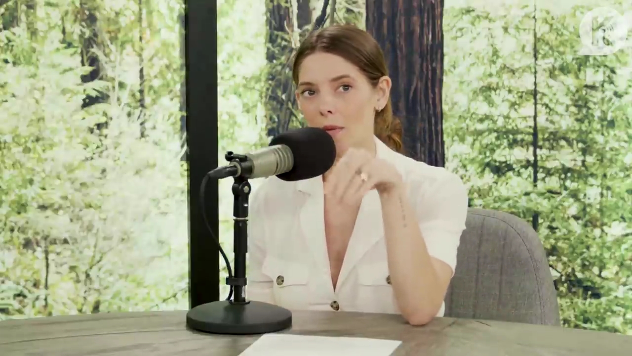 Ashley-Greene-dot-nl_TheTwilightEffect-Aflevering7NewMoonRewatchPart1of3-1585.jpg Ashley-Greene-dot-nl_TheTwilightEffect-Aflevering7NewMoonRewatchPart1of3-1585.jpg