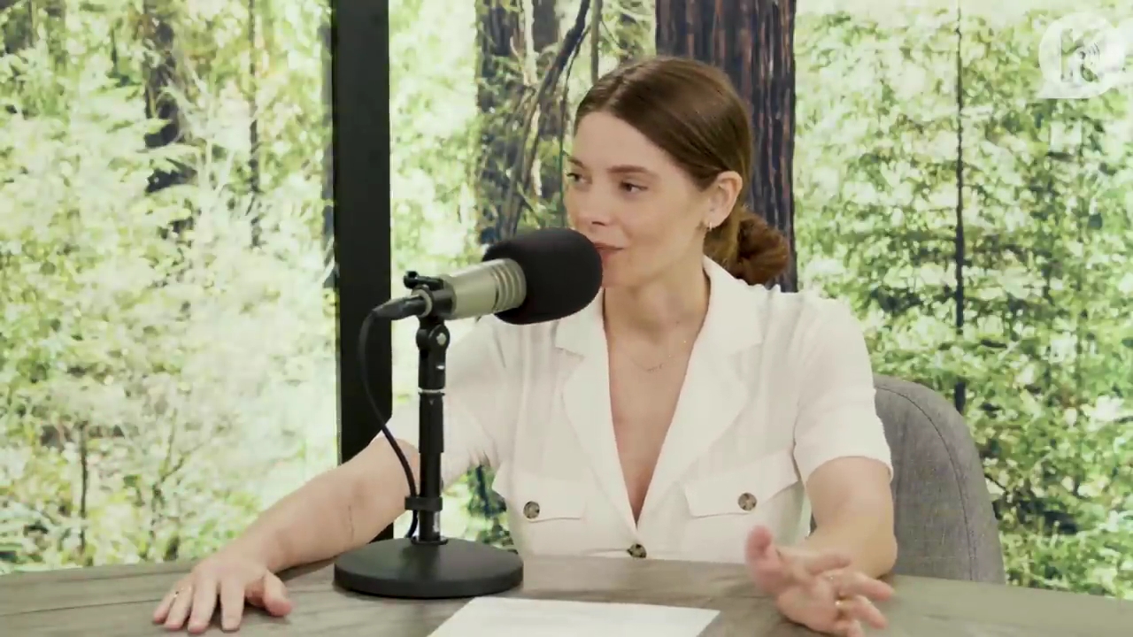 Ashley-Greene-dot-nl_TheTwilightEffect-Aflevering7NewMoonRewatchPart1of3-1647.jpg Ashley-Greene-dot-nl_TheTwilightEffect-Aflevering7NewMoonRewatchPart1of3-1647.jpg