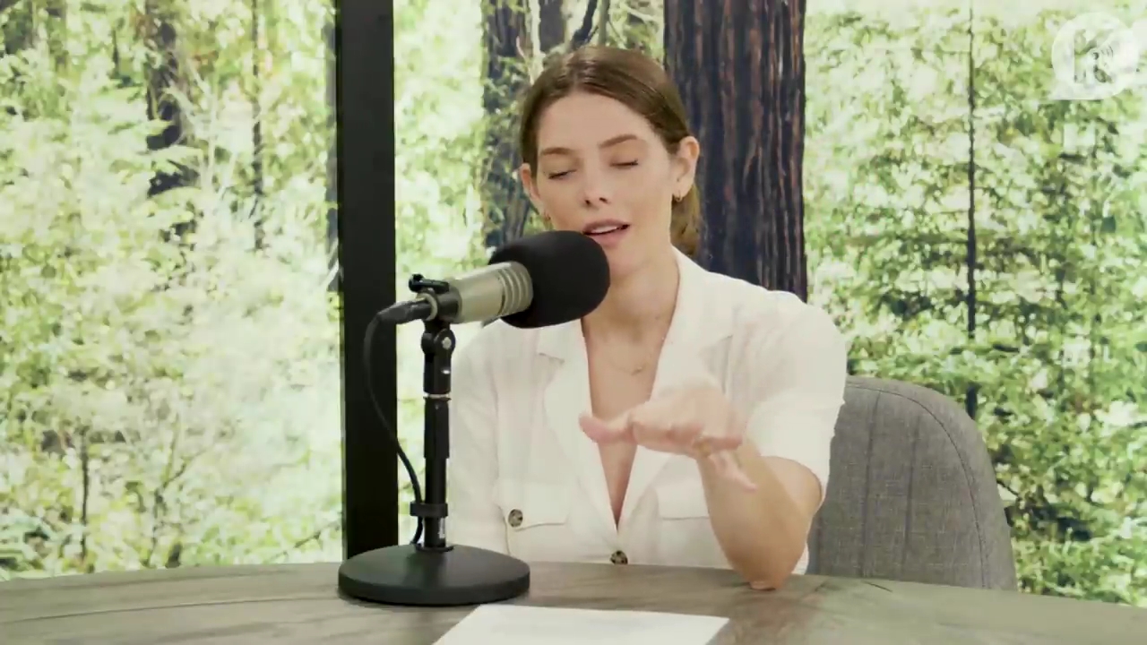 Ashley-Greene-dot-nl_TheTwilightEffect-Aflevering7NewMoonRewatchPart1of3-1666.jpg Ashley-Greene-dot-nl_TheTwilightEffect-Aflevering7NewMoonRewatchPart1of3-1666.jpg