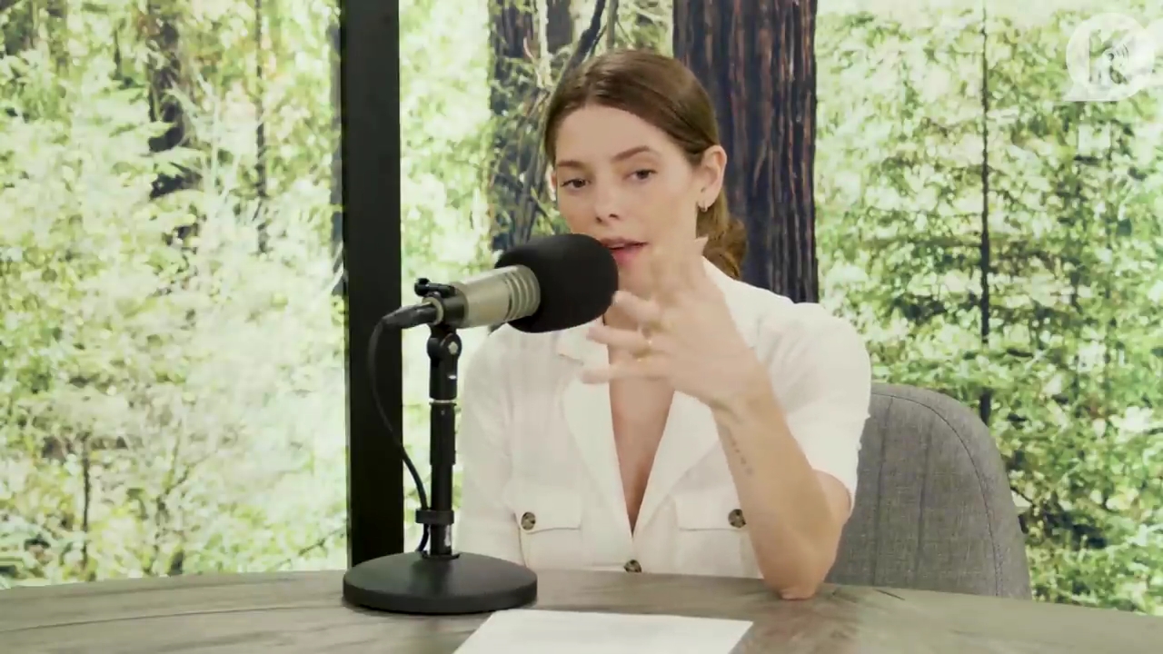 Ashley-Greene-dot-nl_TheTwilightEffect-Aflevering7NewMoonRewatchPart1of3-1724.jpg Ashley-Greene-dot-nl_TheTwilightEffect-Aflevering7NewMoonRewatchPart1of3-1724.jpg