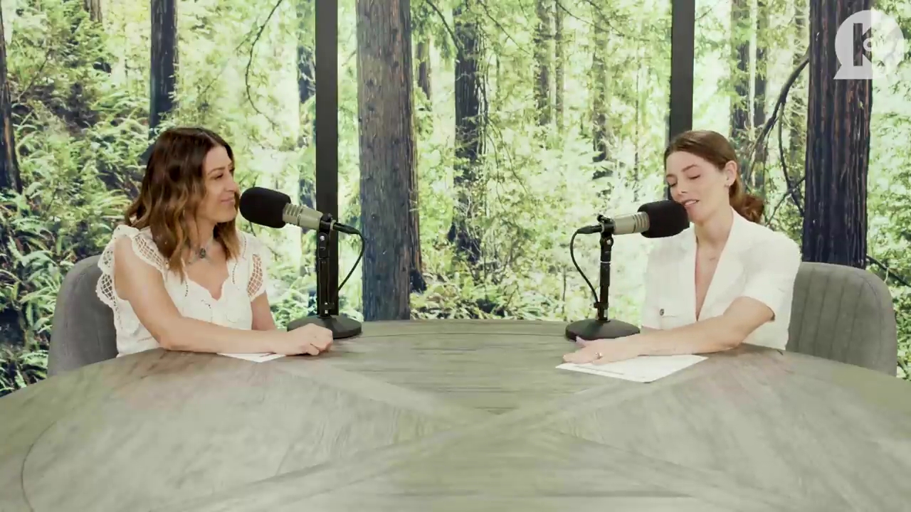 Ashley-Greene-dot-nl_TheTwilightEffect-Aflevering7NewMoonRewatchPart1of3-1734.jpg Ashley-Greene-dot-nl_TheTwilightEffect-Aflevering7NewMoonRewatchPart1of3-1734.jpg