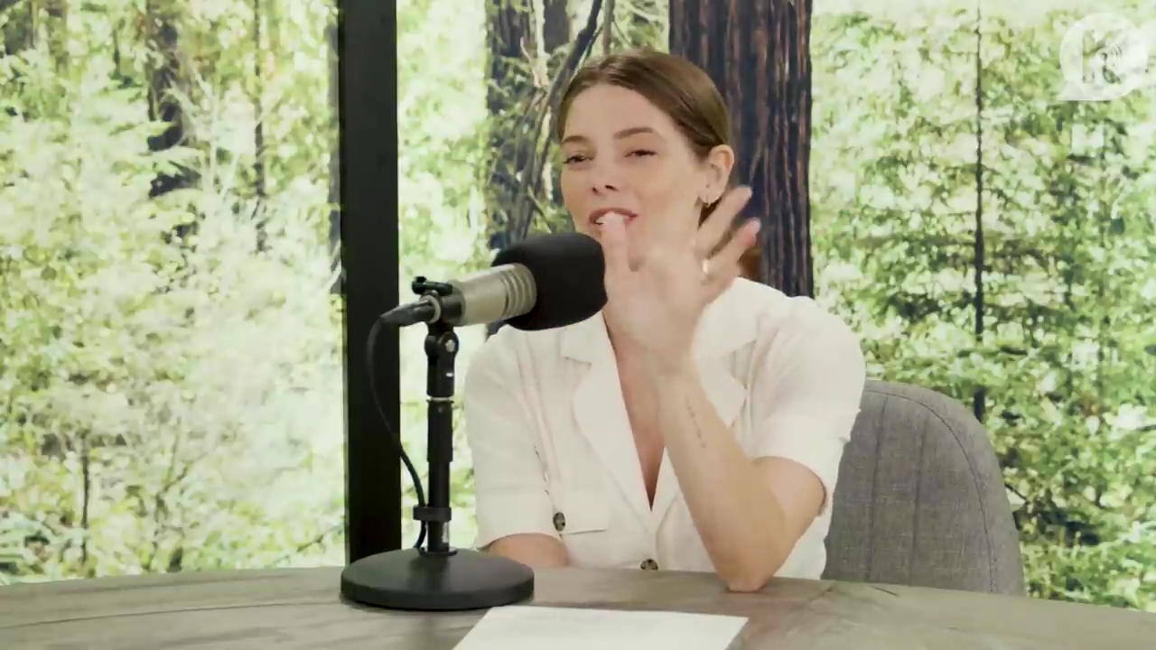 Ashley-Greene-dot-nl_TheTwilightEffect-Aflevering7NewMoonRewatchPart1of3-1779.jpg Ashley-Greene-dot-nl_TheTwilightEffect-Aflevering7NewMoonRewatchPart1of3-1779.jpg