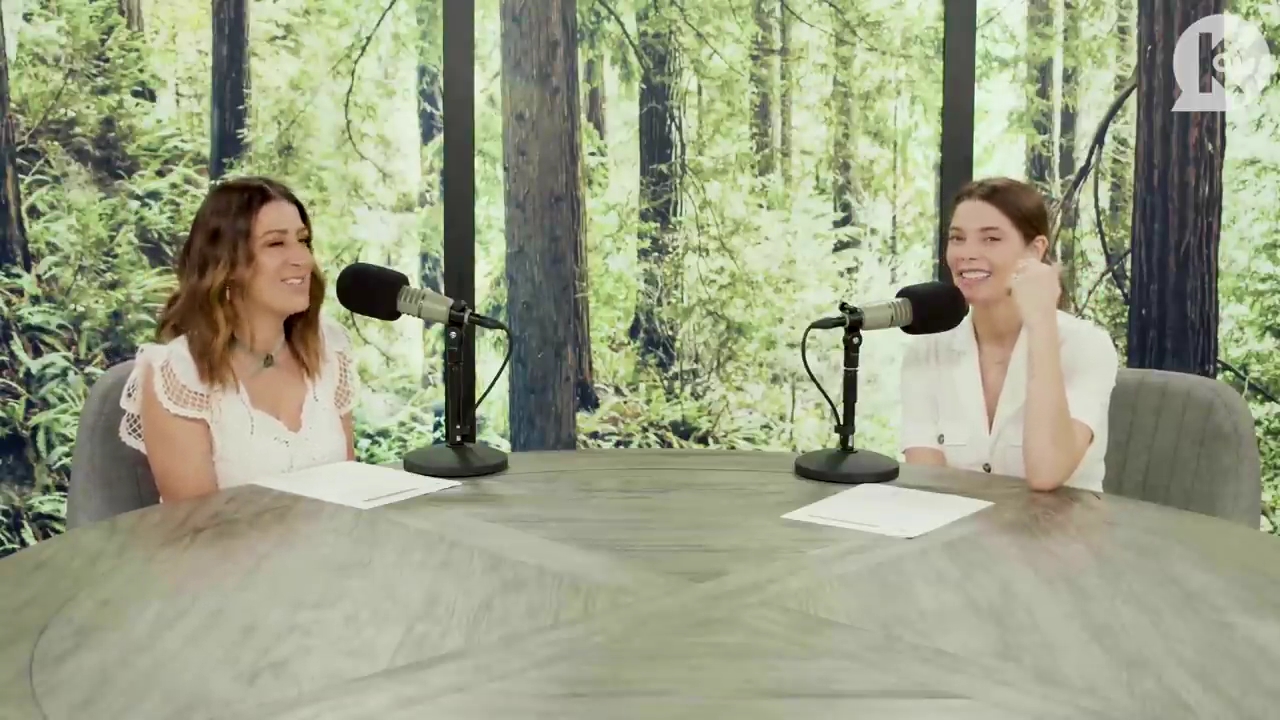 Ashley-Greene-dot-nl_TheTwilightEffect-Aflevering7NewMoonRewatchPart1of3-1810.jpg Ashley-Greene-dot-nl_TheTwilightEffect-Aflevering7NewMoonRewatchPart1of3-1810.jpg