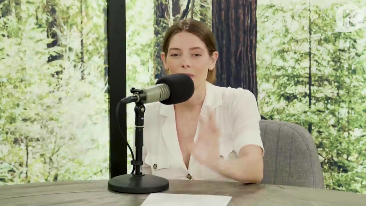 Ashley-Greene-dot-nl_TheTwilightEffect-Aflevering7NewMoonRewatchPart1of3-1853.jpg Ashley-Greene-dot-nl_TheTwilightEffect-Aflevering7NewMoonRewatchPart1of3-1853.jpg