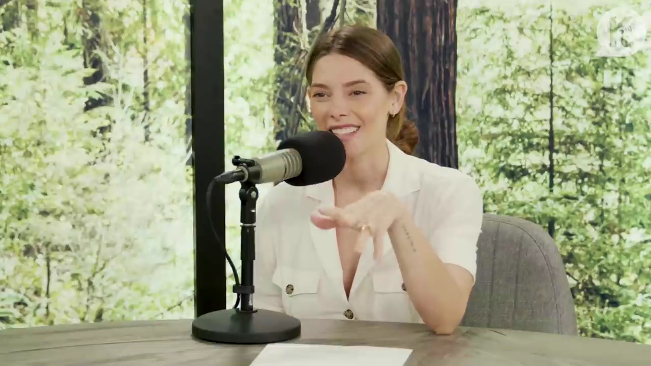 Ashley-Greene-dot-nl_TheTwilightEffect-Aflevering7NewMoonRewatchPart1of3-1882.jpg Ashley-Greene-dot-nl_TheTwilightEffect-Aflevering7NewMoonRewatchPart1of3-1882.jpg