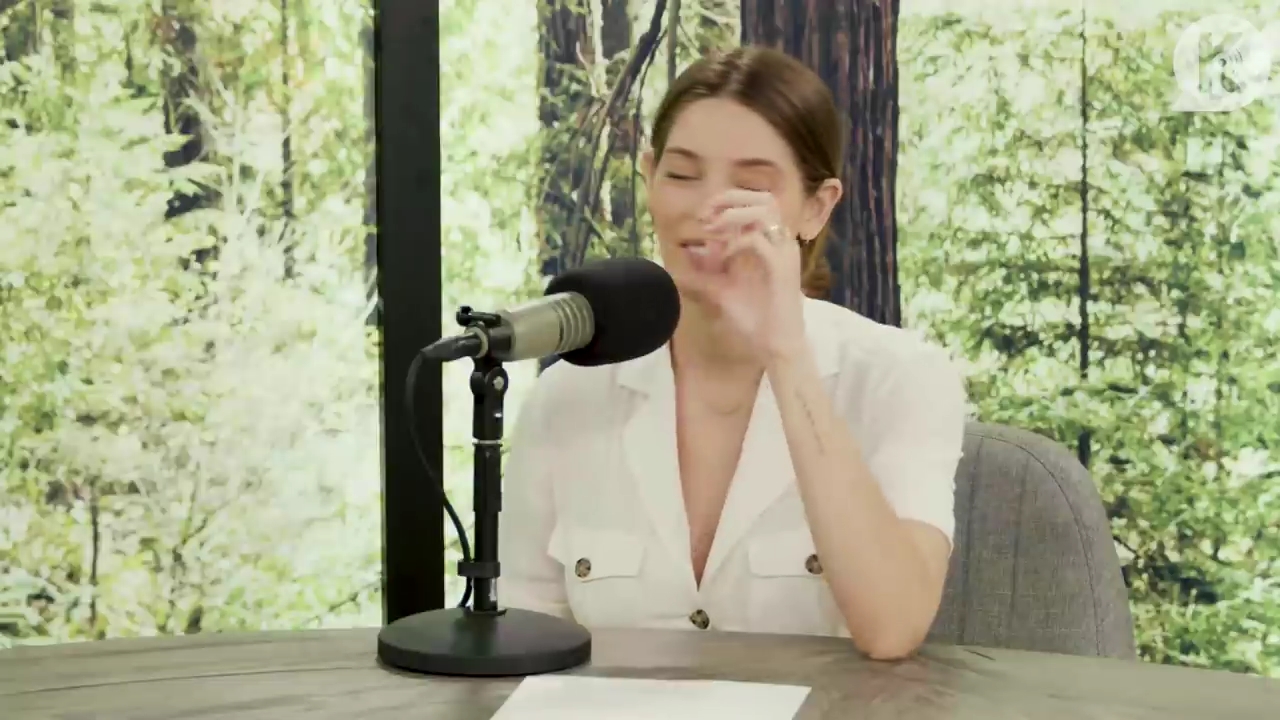 Ashley-Greene-dot-nl_TheTwilightEffect-Aflevering7NewMoonRewatchPart1of3-1933.jpg Ashley-Greene-dot-nl_TheTwilightEffect-Aflevering7NewMoonRewatchPart1of3-1933.jpg