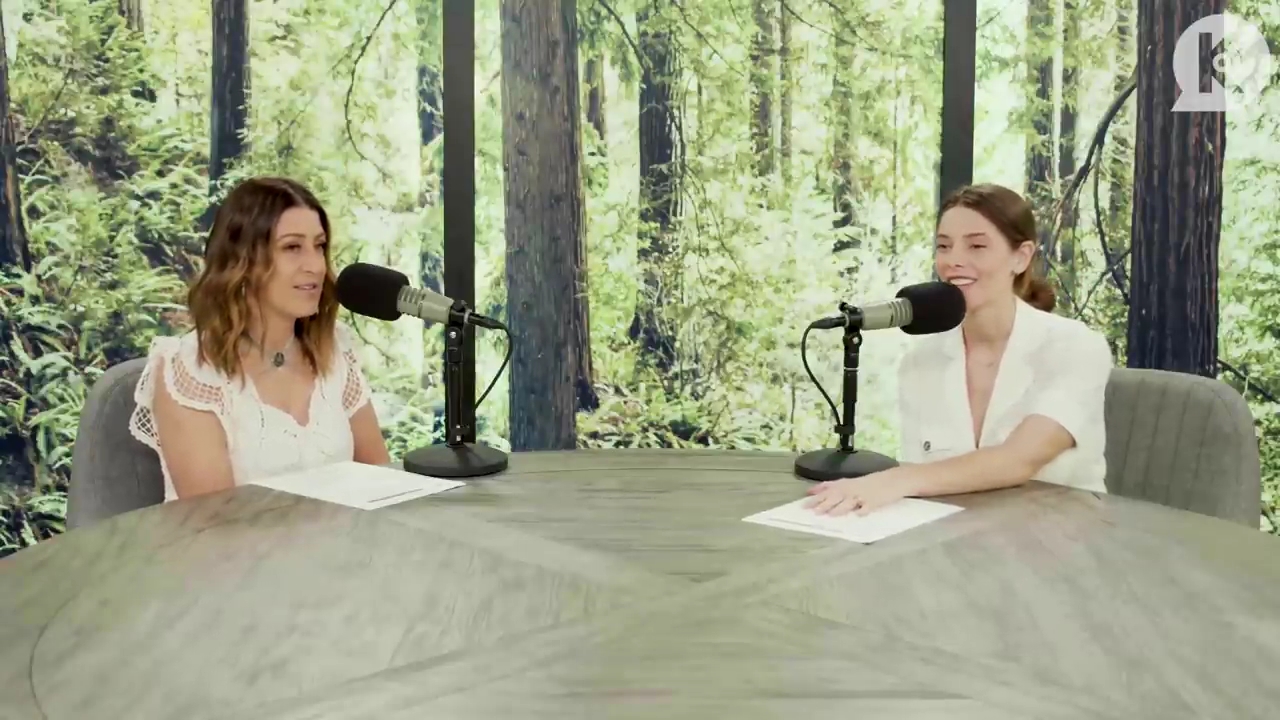 Ashley-Greene-dot-nl_TheTwilightEffect-Aflevering7NewMoonRewatchPart1of3-1989.jpg Ashley-Greene-dot-nl_TheTwilightEffect-Aflevering7NewMoonRewatchPart1of3-1989.jpg