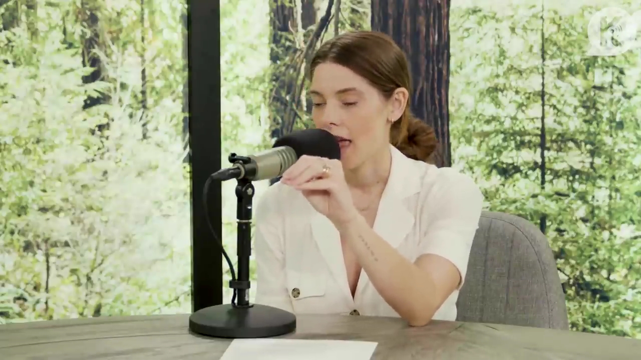 Ashley-Greene-dot-nl_TheTwilightEffect-Aflevering7NewMoonRewatchPart1of3-1995.jpg Ashley-Greene-dot-nl_TheTwilightEffect-Aflevering7NewMoonRewatchPart1of3-1995.jpg