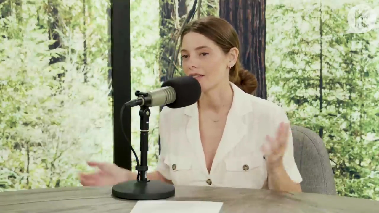 Ashley-Greene-dot-nl_TheTwilightEffect-Aflevering7NewMoonRewatchPart1of3-2010.jpg Ashley-Greene-dot-nl_TheTwilightEffect-Aflevering7NewMoonRewatchPart1of3-2010.jpg