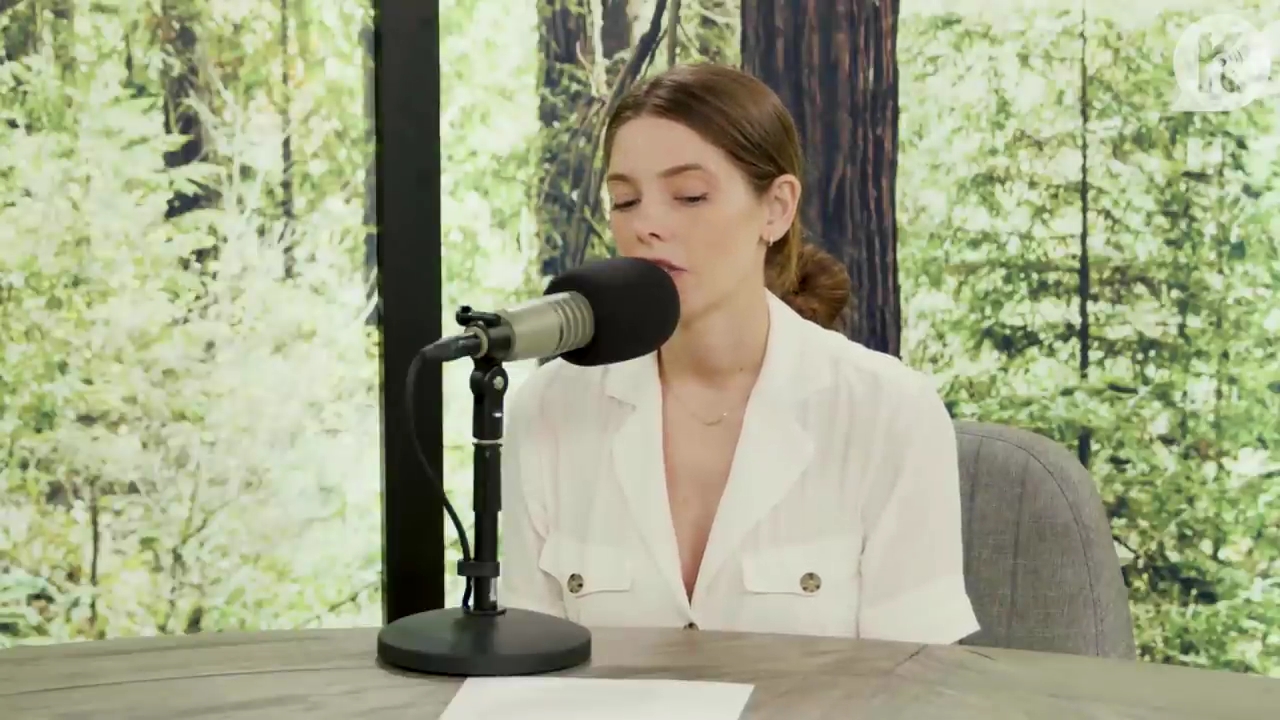 Ashley-Greene-dot-nl_TheTwilightEffect-Aflevering7NewMoonRewatchPart1of3-2024.jpg Ashley-Greene-dot-nl_TheTwilightEffect-Aflevering7NewMoonRewatchPart1of3-2024.jpg