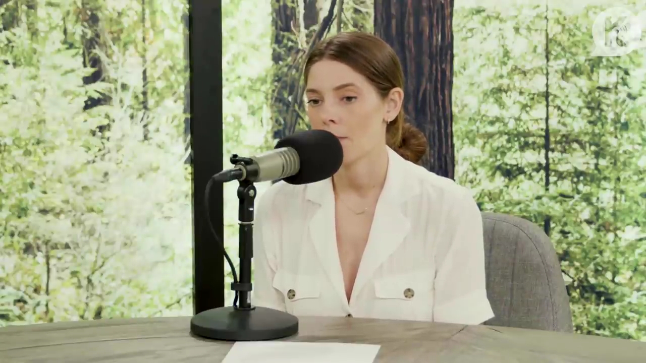 Ashley-Greene-dot-nl_TheTwilightEffect-Aflevering7NewMoonRewatchPart1of3-2026.jpg Ashley-Greene-dot-nl_TheTwilightEffect-Aflevering7NewMoonRewatchPart1of3-2026.jpg