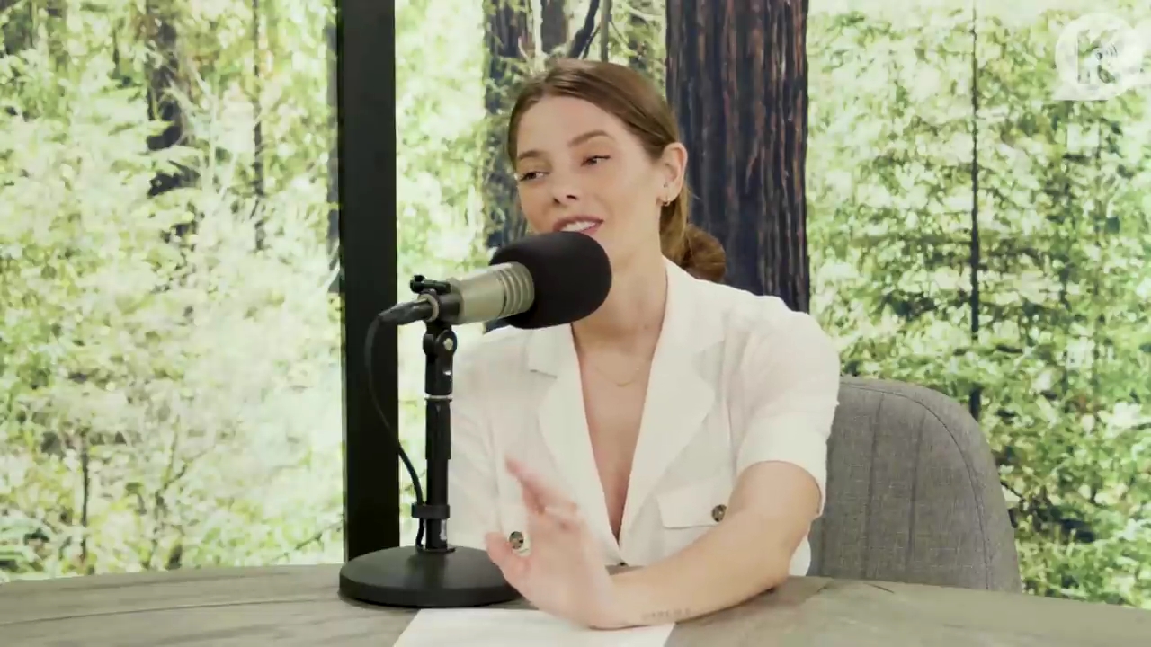 Ashley-Greene-dot-nl_TheTwilightEffect-Aflevering7NewMoonRewatchPart1of3-2097.jpg Ashley-Greene-dot-nl_TheTwilightEffect-Aflevering7NewMoonRewatchPart1of3-2097.jpg