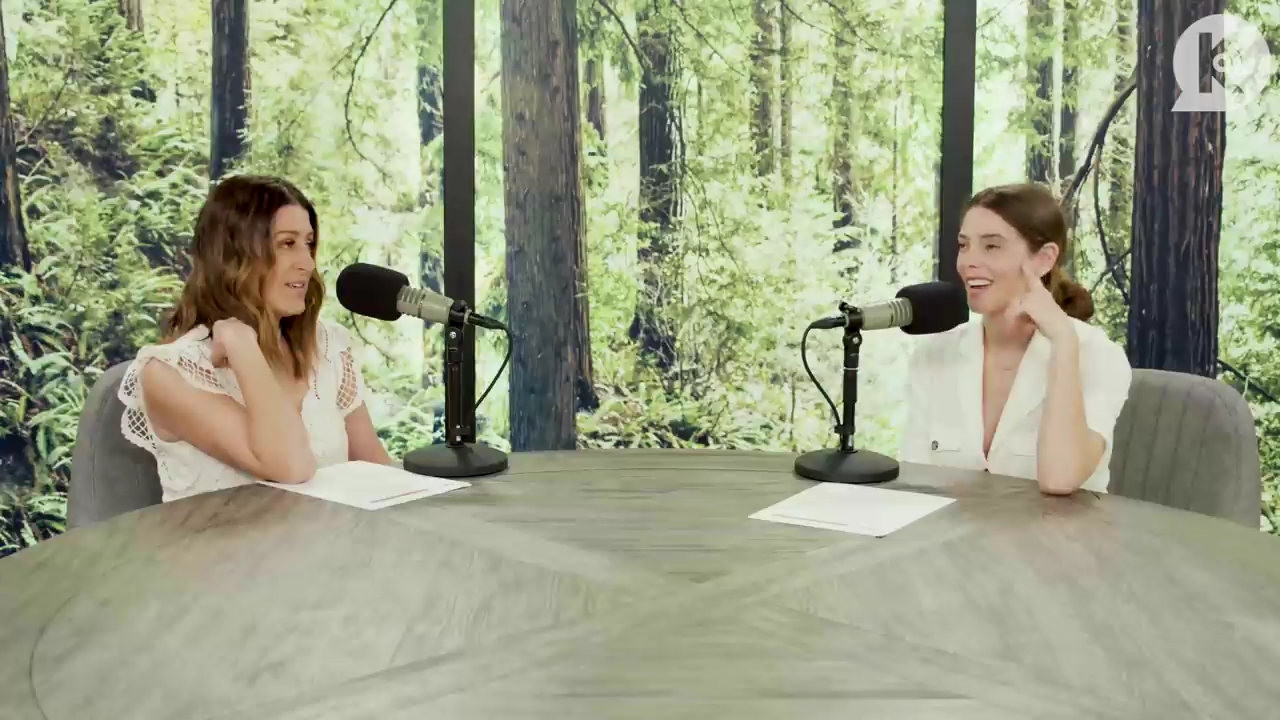 Ashley-Greene-dot-nl_TheTwilightEffect-Aflevering7NewMoonRewatchPart1of3-2171.jpg