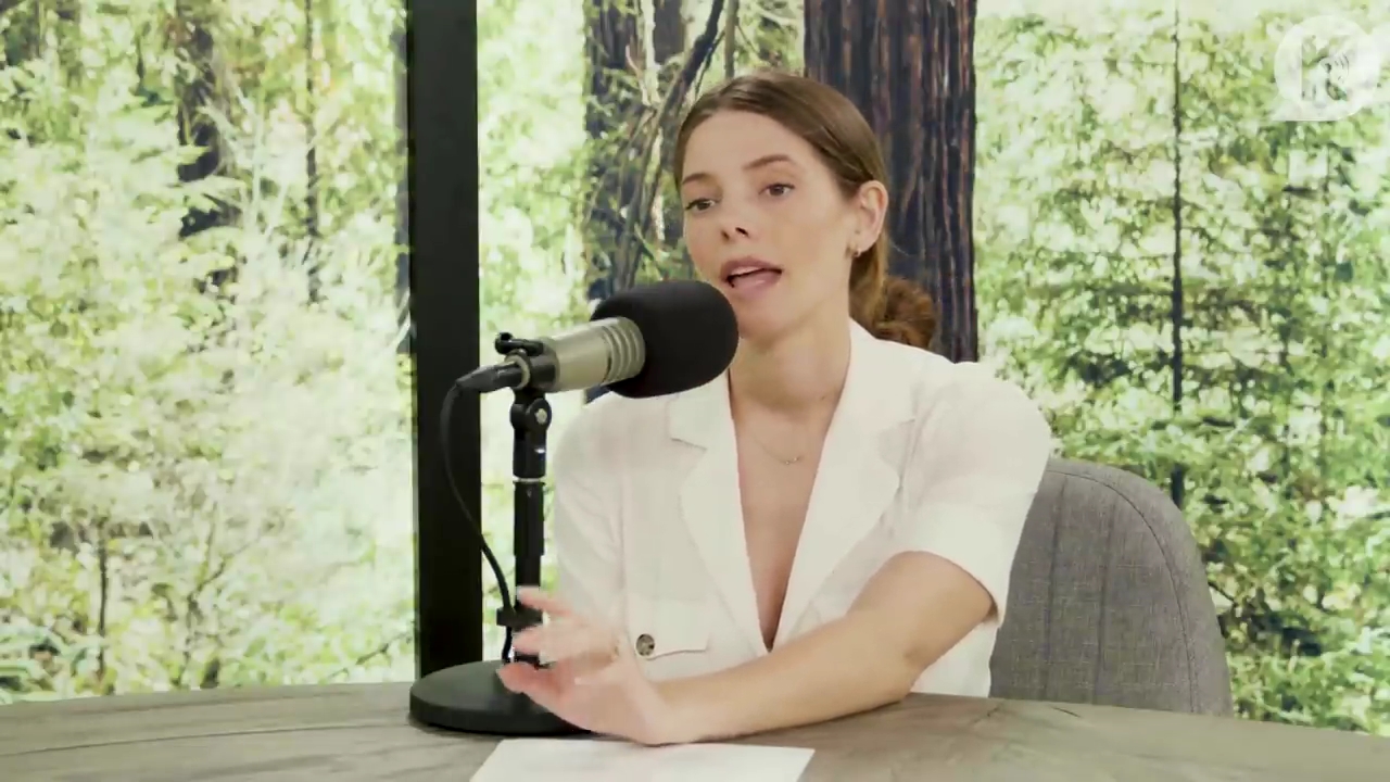 Ashley-Greene-dot-nl_TheTwilightEffect-Aflevering7NewMoonRewatchPart1of3-2187.jpg Ashley-Greene-dot-nl_TheTwilightEffect-Aflevering7NewMoonRewatchPart1of3-2187.jpg