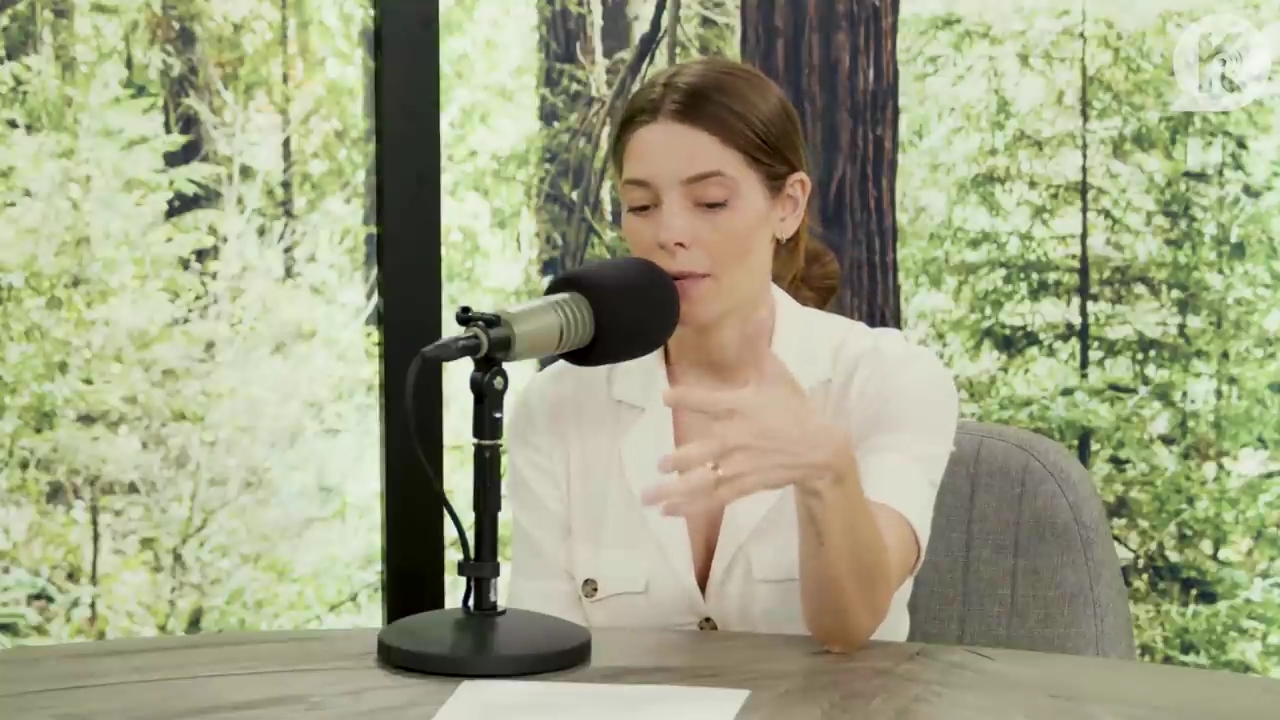 Ashley-Greene-dot-nl_TheTwilightEffect-Aflevering7NewMoonRewatchPart1of3-2196.jpg Ashley-Greene-dot-nl_TheTwilightEffect-Aflevering7NewMoonRewatchPart1of3-2196.jpg