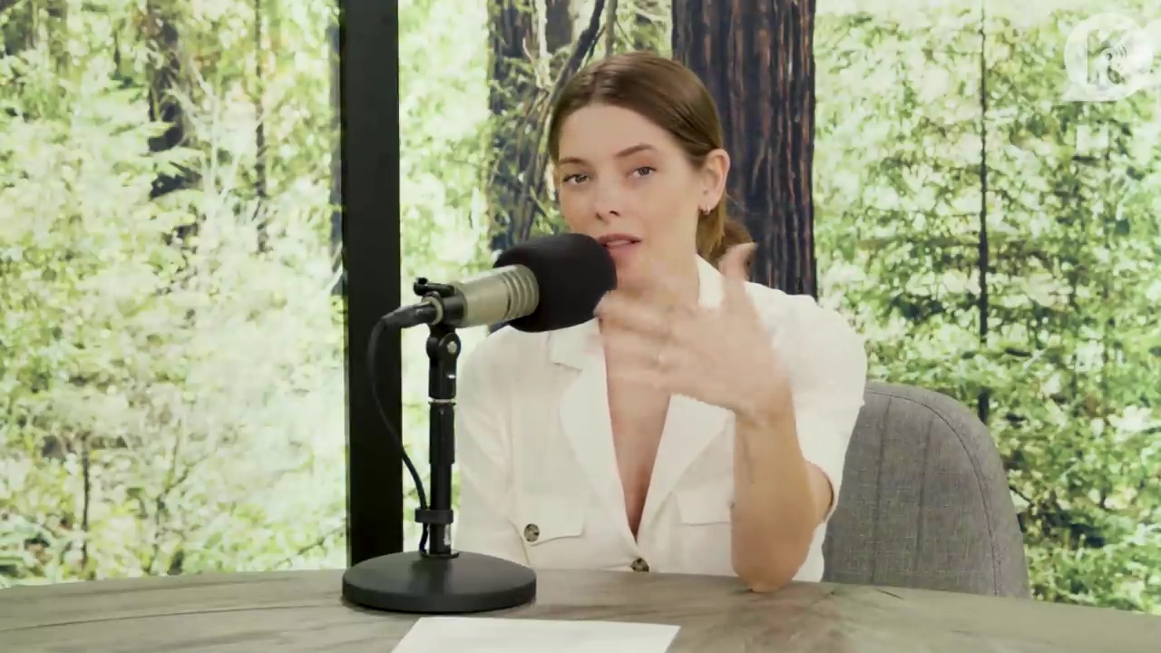 Ashley-Greene-dot-nl_TheTwilightEffect-Aflevering7NewMoonRewatchPart1of3-2216.jpg Ashley-Greene-dot-nl_TheTwilightEffect-Aflevering7NewMoonRewatchPart1of3-2216.jpg