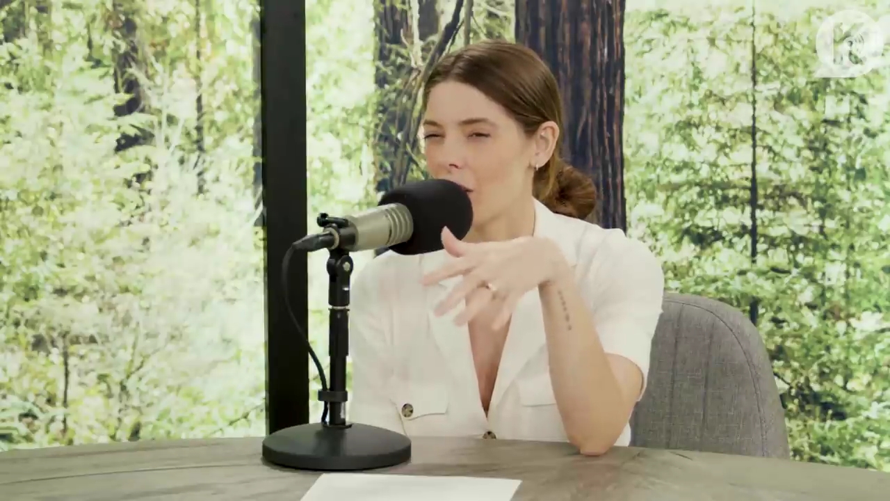 Ashley-Greene-dot-nl_TheTwilightEffect-Aflevering7NewMoonRewatchPart1of3-2233.jpg Ashley-Greene-dot-nl_TheTwilightEffect-Aflevering7NewMoonRewatchPart1of3-2233.jpg