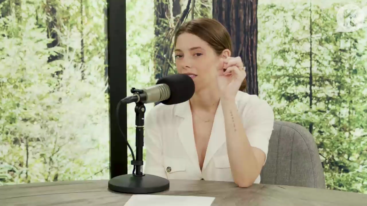 Ashley-Greene-dot-nl_TheTwilightEffect-Aflevering7NewMoonRewatchPart1of3-2247.jpg Ashley-Greene-dot-nl_TheTwilightEffect-Aflevering7NewMoonRewatchPart1of3-2247.jpg