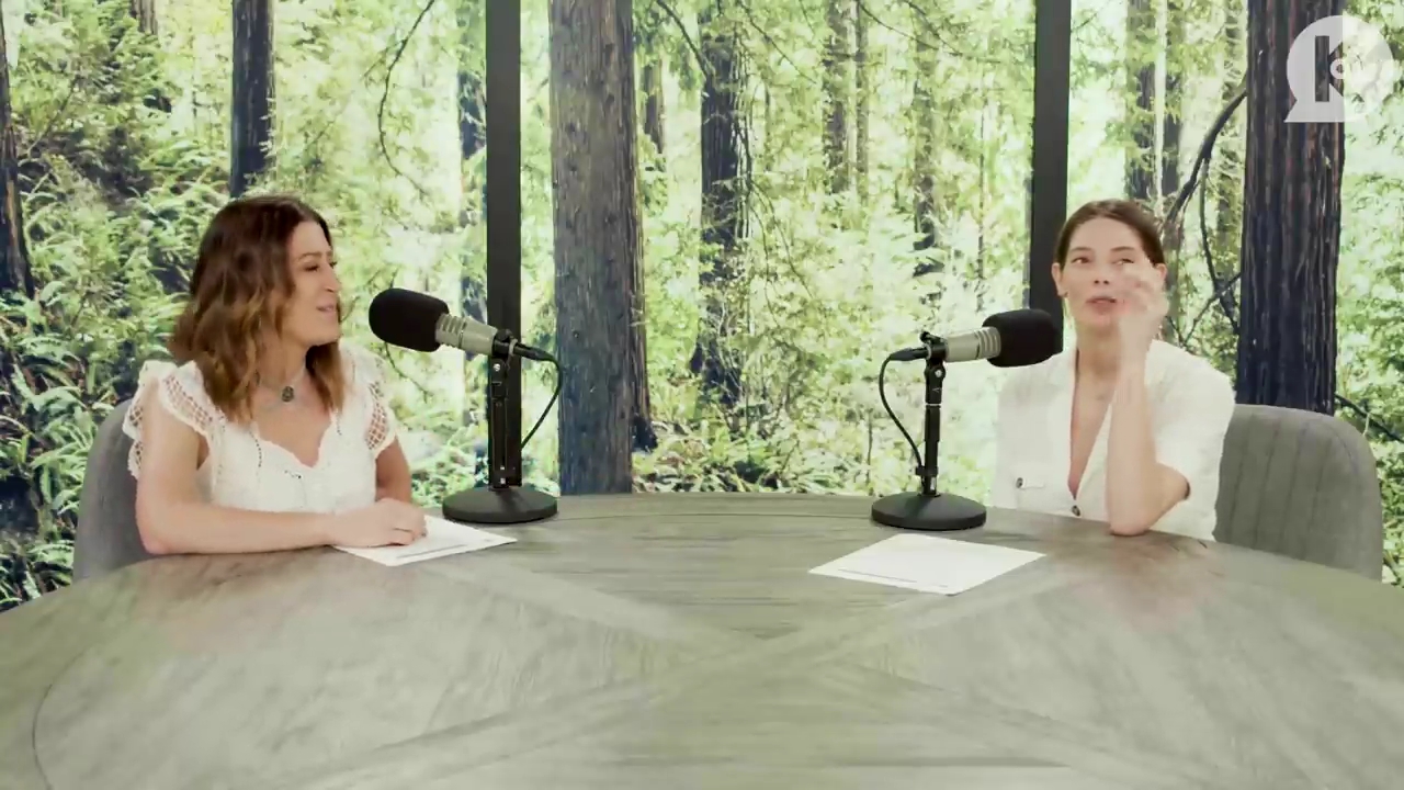 Ashley-Greene-dot-nl_TheTwilightEffect-Aflevering7NewMoonRewatchPart1of3-2313.jpg Ashley-Greene-dot-nl_TheTwilightEffect-Aflevering7NewMoonRewatchPart1of3-2313.jpg