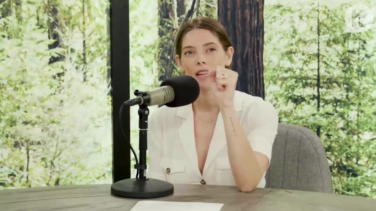 Ashley-Greene-dot-nl_TheTwilightEffect-Aflevering7NewMoonRewatchPart1of3-2317.jpg Ashley-Greene-dot-nl_TheTwilightEffect-Aflevering7NewMoonRewatchPart1of3-2317.jpg