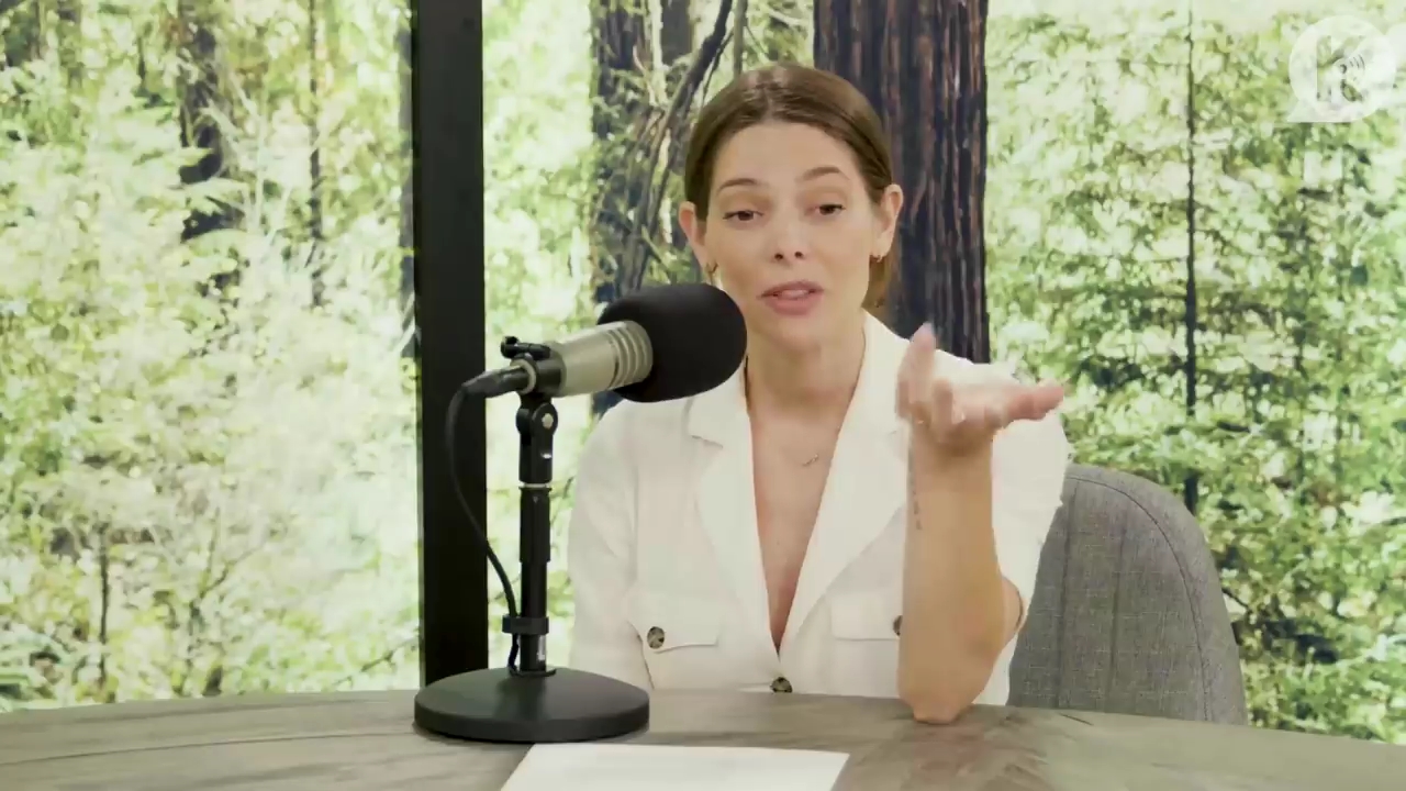 Ashley-Greene-dot-nl_TheTwilightEffect-Aflevering7NewMoonRewatchPart1of3-2540.jpg Ashley-Greene-dot-nl_TheTwilightEffect-Aflevering7NewMoonRewatchPart1of3-2540.jpg