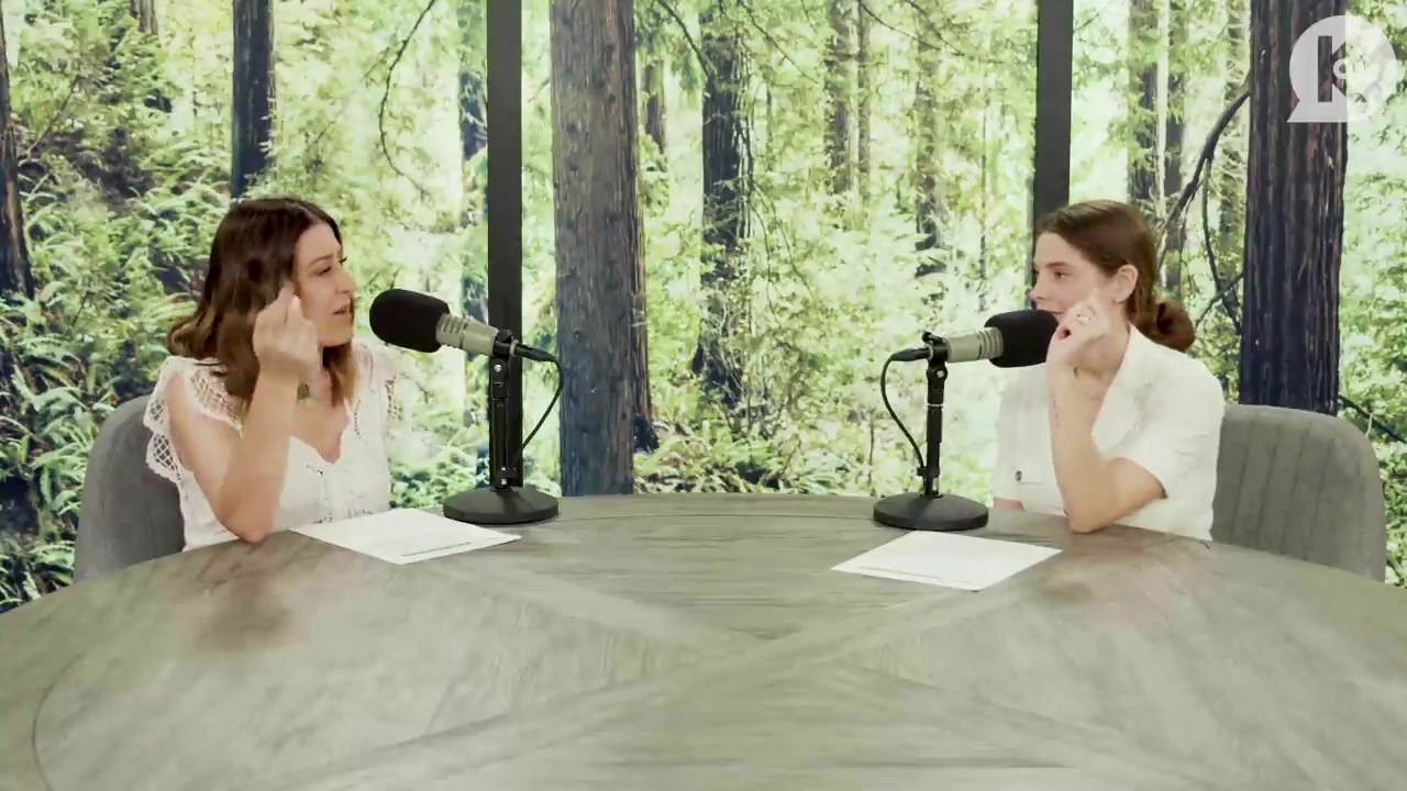 Ashley-Greene-dot-nl_TheTwilightEffect-Aflevering7NewMoonRewatchPart1of3-2612.jpg