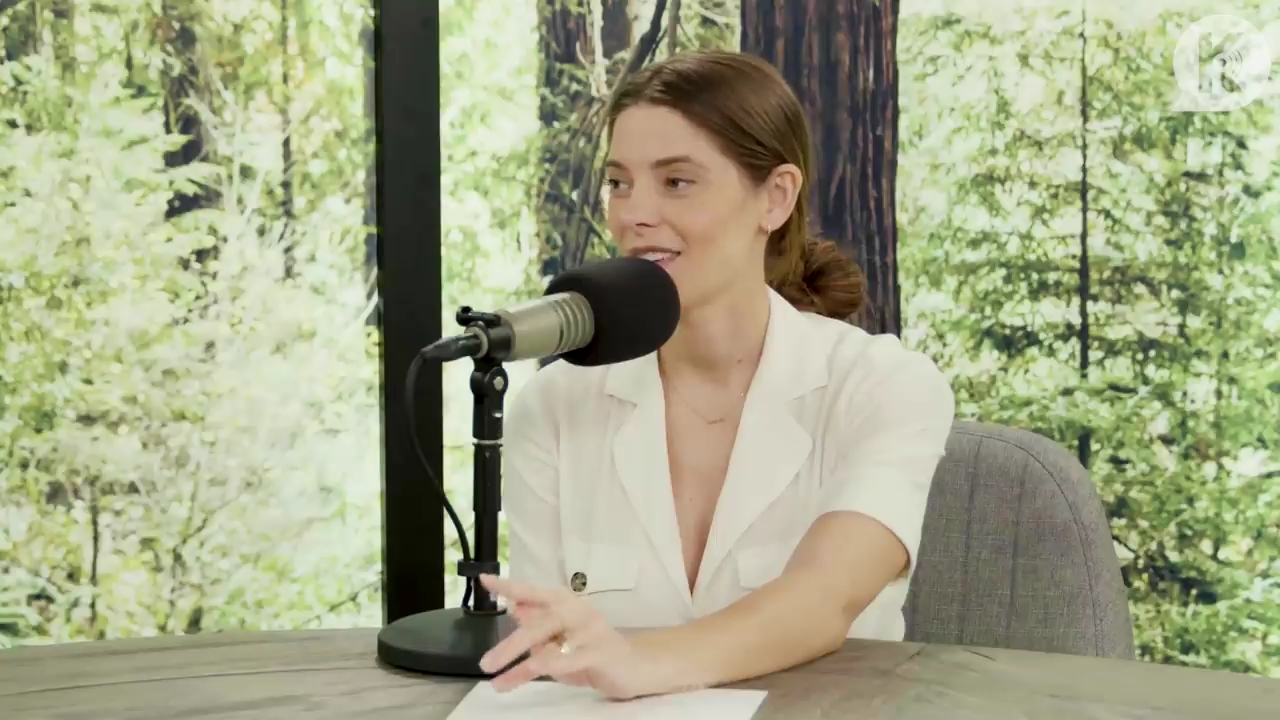 Ashley-Greene-dot-nl_TheTwilightEffect-Aflevering7NewMoonRewatchPart1of3-2744.jpg Ashley-Greene-dot-nl_TheTwilightEffect-Aflevering7NewMoonRewatchPart1of3-2744.jpg