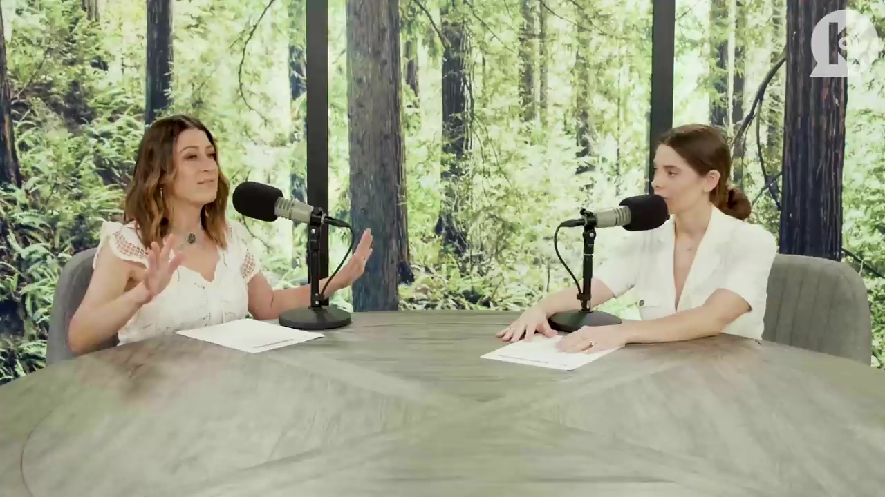 Ashley-Greene-dot-nl_TheTwilightEffect-Aflevering7NewMoonRewatchPart1of3-2822.jpg Ashley-Greene-dot-nl_TheTwilightEffect-Aflevering7NewMoonRewatchPart1of3-2822.jpg