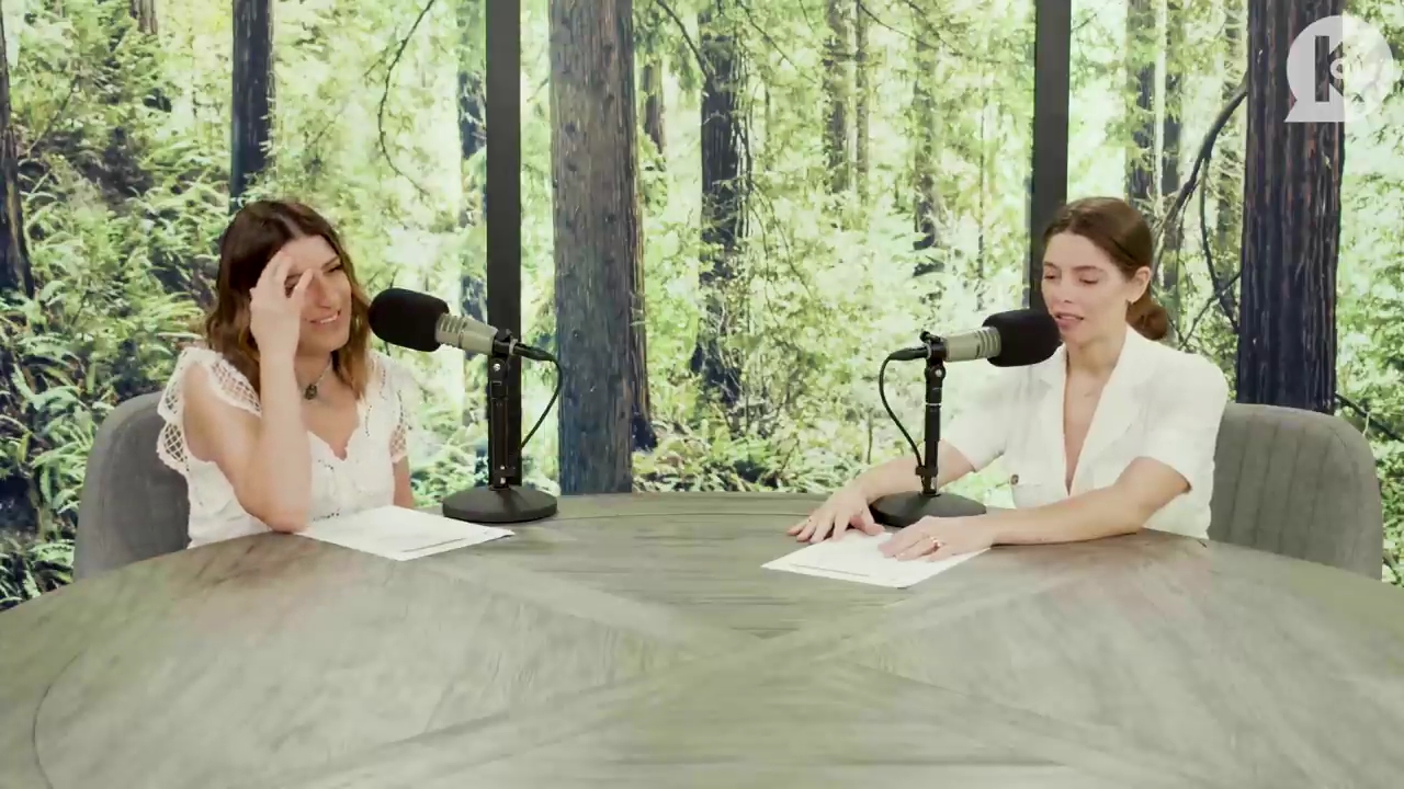 Ashley-Greene-dot-nl_TheTwilightEffect-Aflevering7NewMoonRewatchPart1of3-2833.jpg Ashley-Greene-dot-nl_TheTwilightEffect-Aflevering7NewMoonRewatchPart1of3-2833.jpg